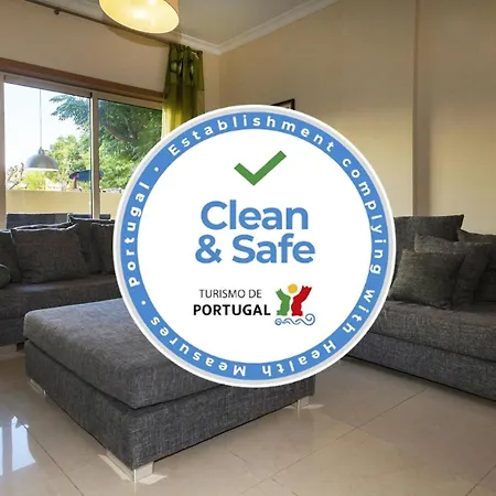 C15 - The Patio Do Convento ラゴス