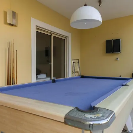 C15 - The Patio Do Convento *