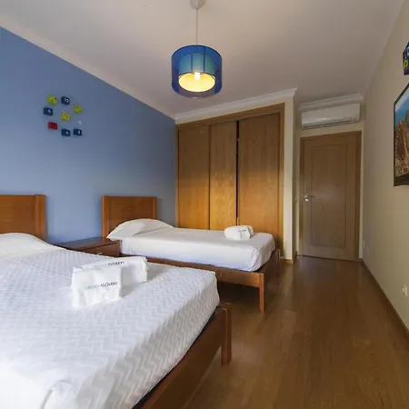 C15 - The Patio Do Convento