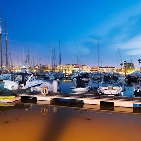 C15 - The Patio Do Convento * Lagos