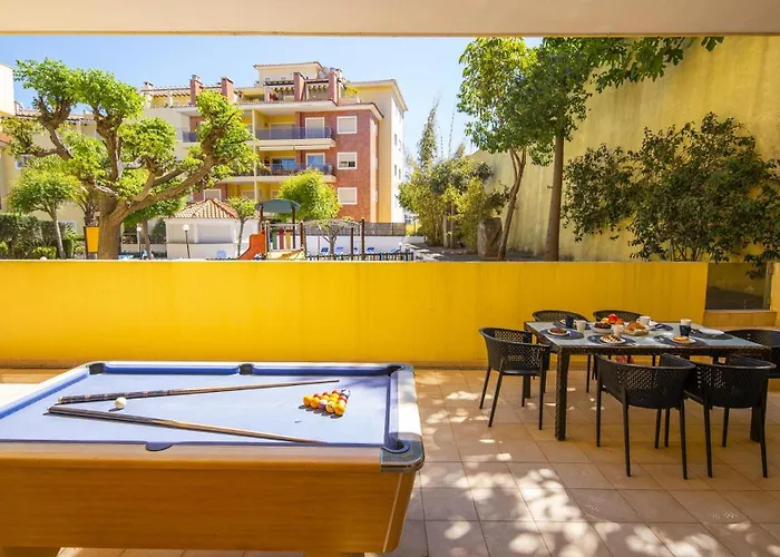 C15 - The Patio Do Convento Apartment *