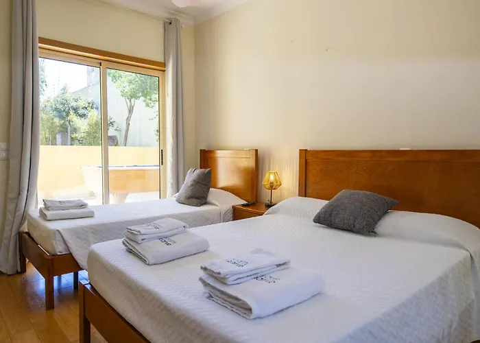 C15 - The Patio Do Convento Apartment *